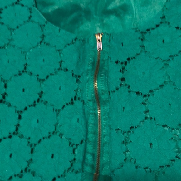 Size xl exhilaration green top - Picture 6 of 7